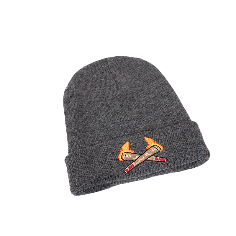 RAW | x Rolling Papers Pompon Hats Gorro de Punto